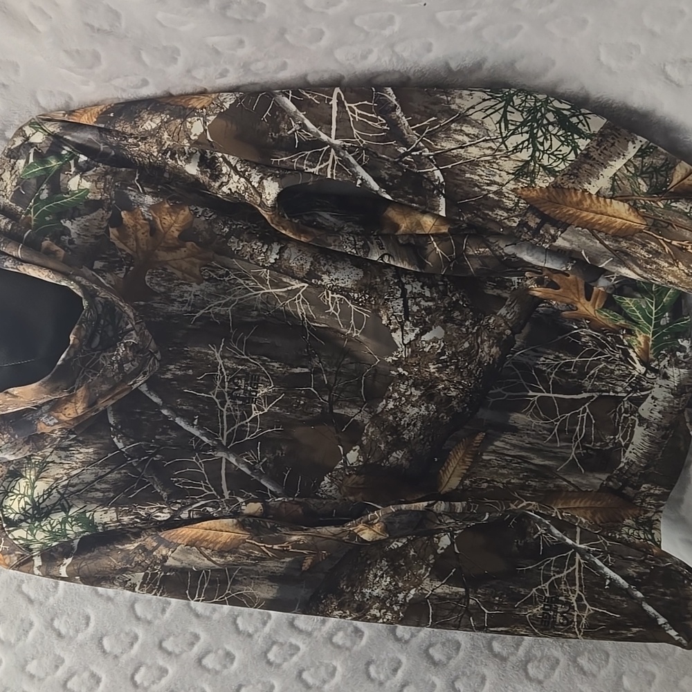 Small 34-36 Realtree Jacket - Picture 2 of 6